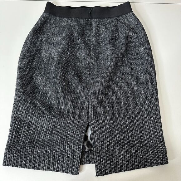 Express Black & White Houndstooth Back Zip and Slit Lined Pencil Skirt 00 - Picture 2 of 11